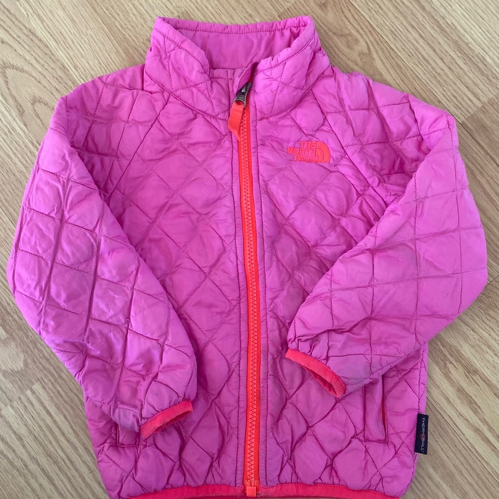 Girls 3T North Face Thermoball Jacket in Pink!